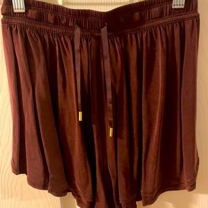 Lululemon principal dancer shorts